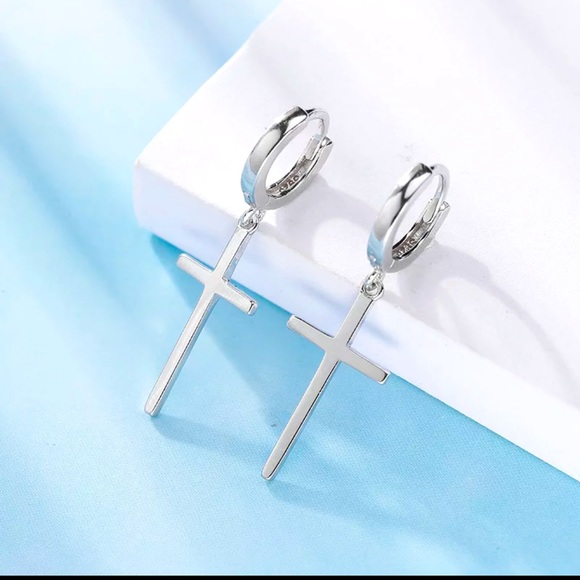 Jewelry - ❣️ Hypoallergenic dangling cross earrings